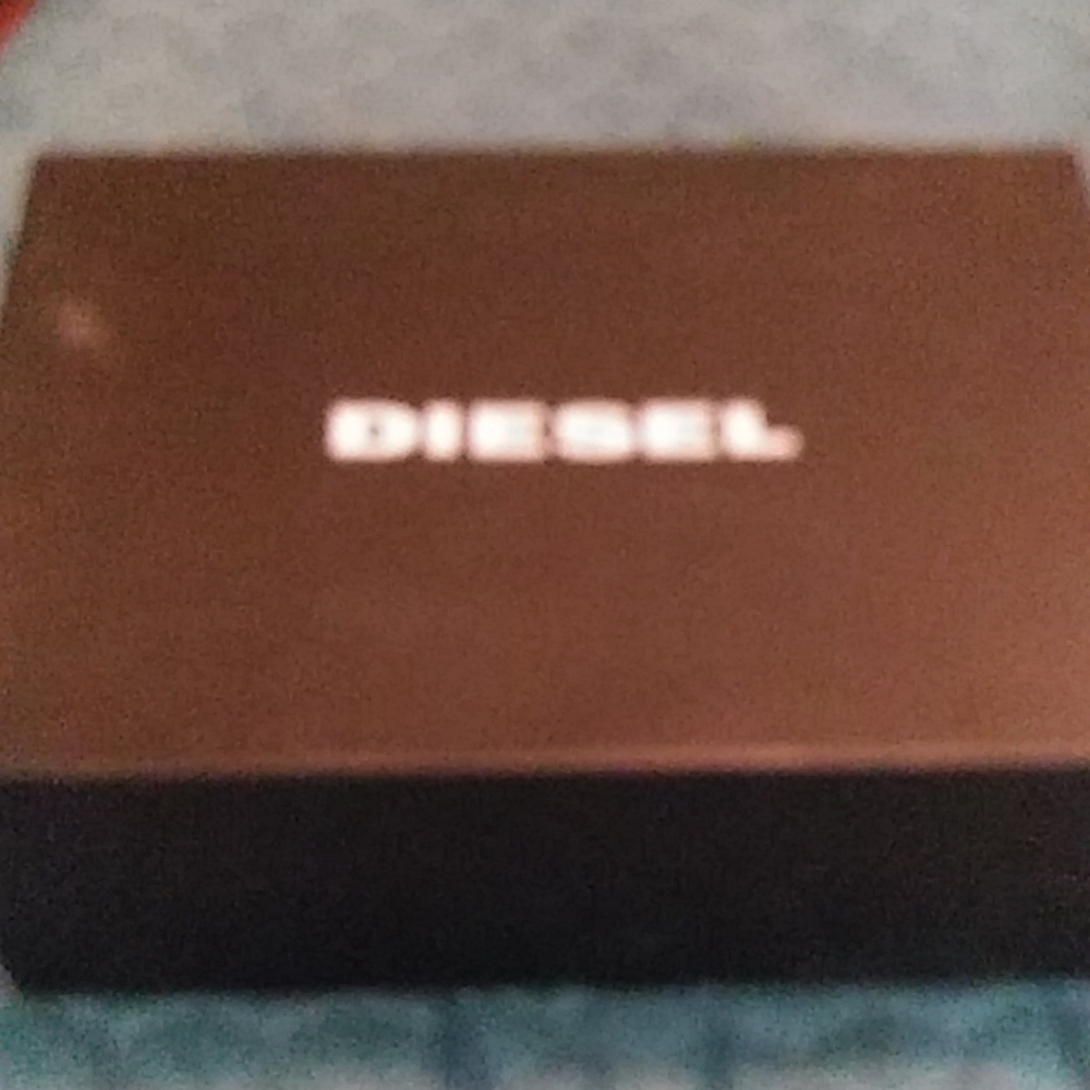 Diesel D-string plus size 12 USA European size 45